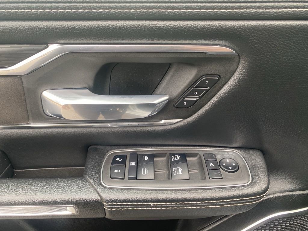 Used 2024 RAM 1500 Laramie image 14
