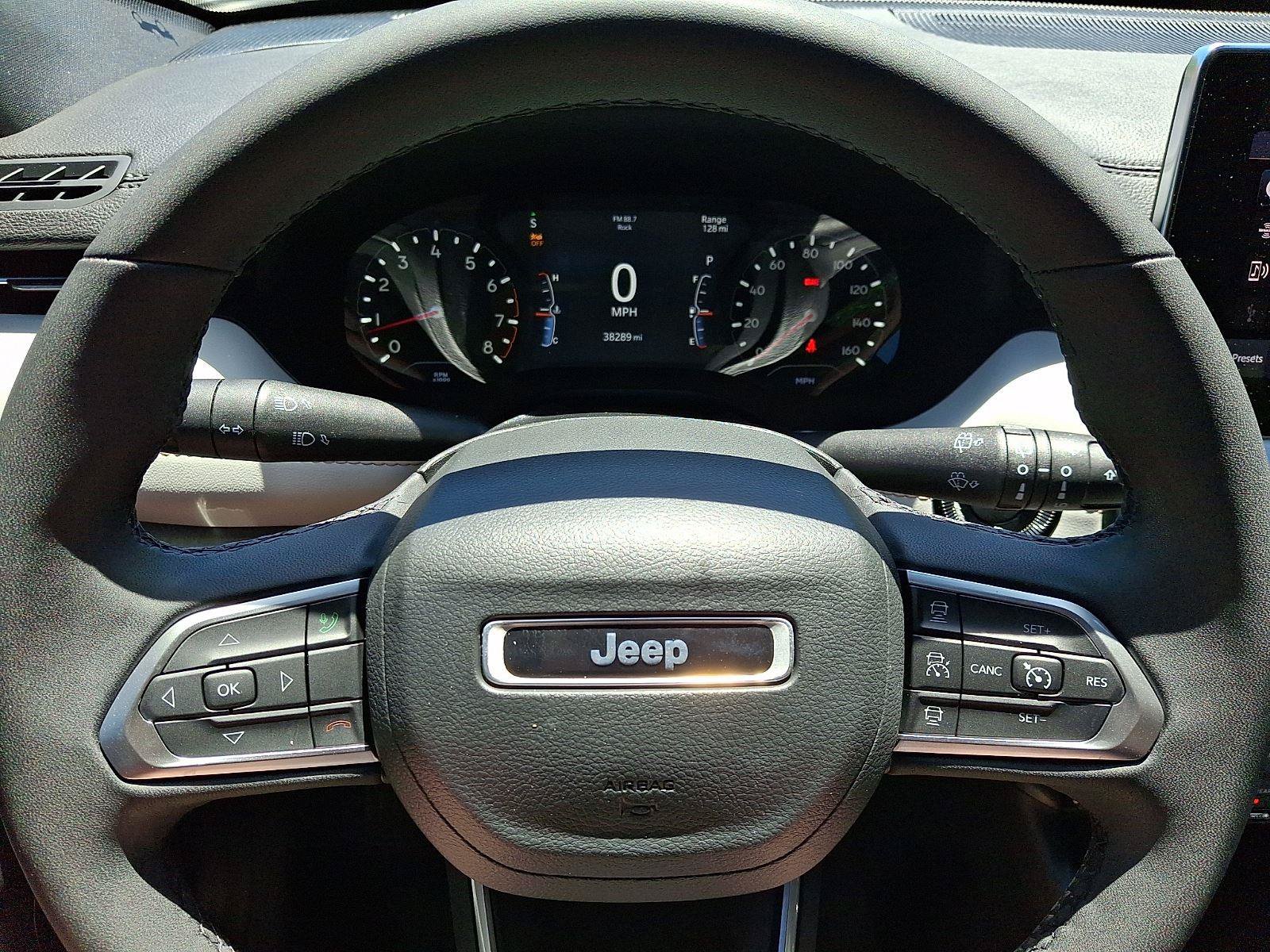 Used 2023 Jeep Compass Limited AWD/4WD image 20