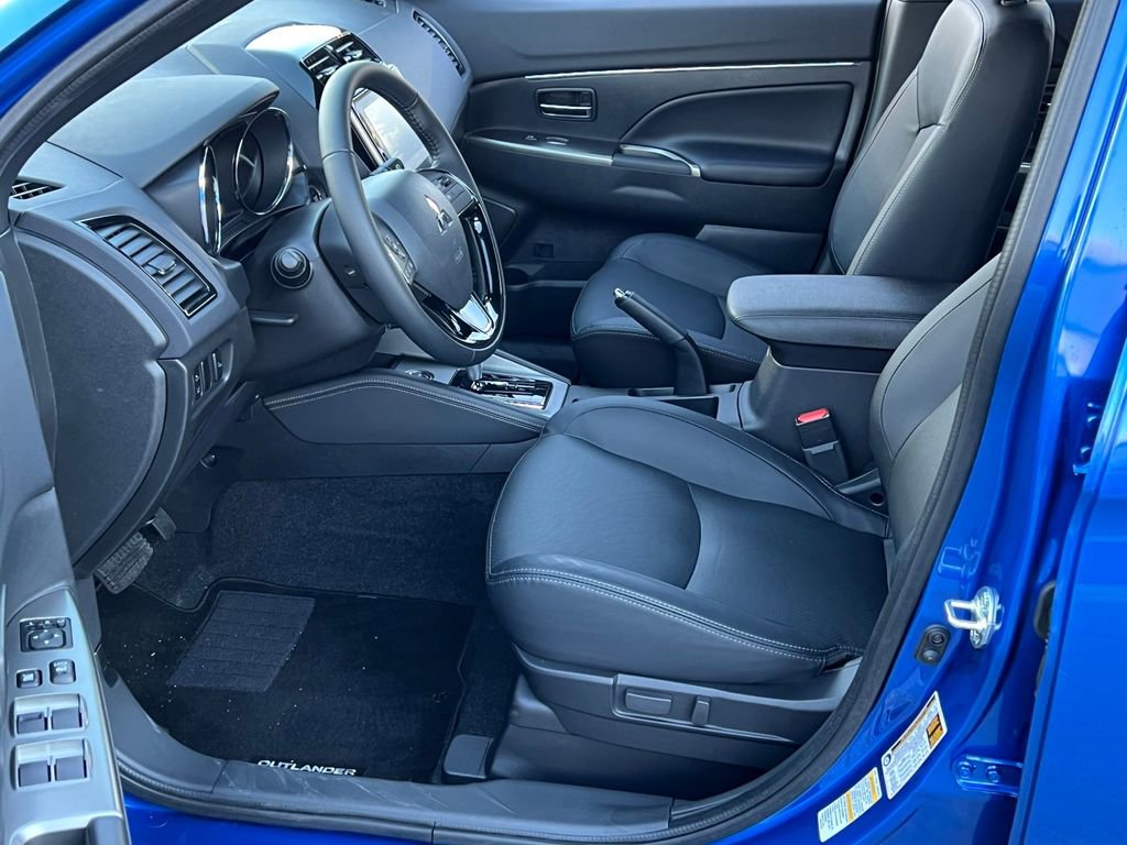 Used 2024 Mitsubishi Outlander Sport SEL AWD/4WD image 22