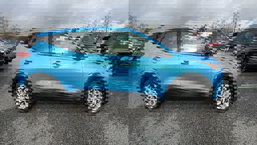 New 2027 Chevrolet Bolt LT w/ Comfort Package image 4