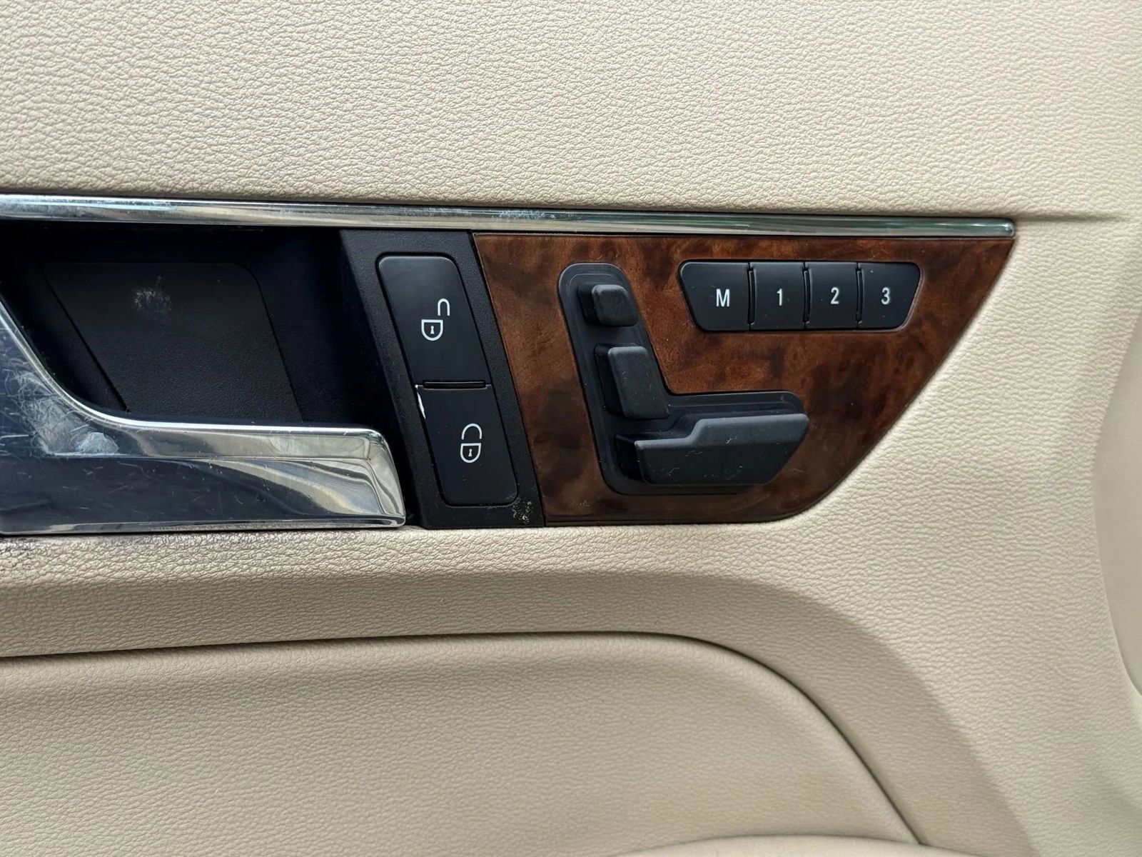 Used 2010 Mercedes-Benz E 350 Coupe image 17