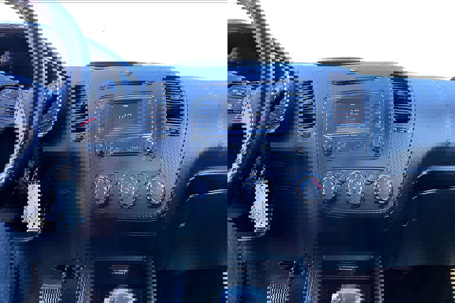 Used 2016 Kia Forte EX image 35