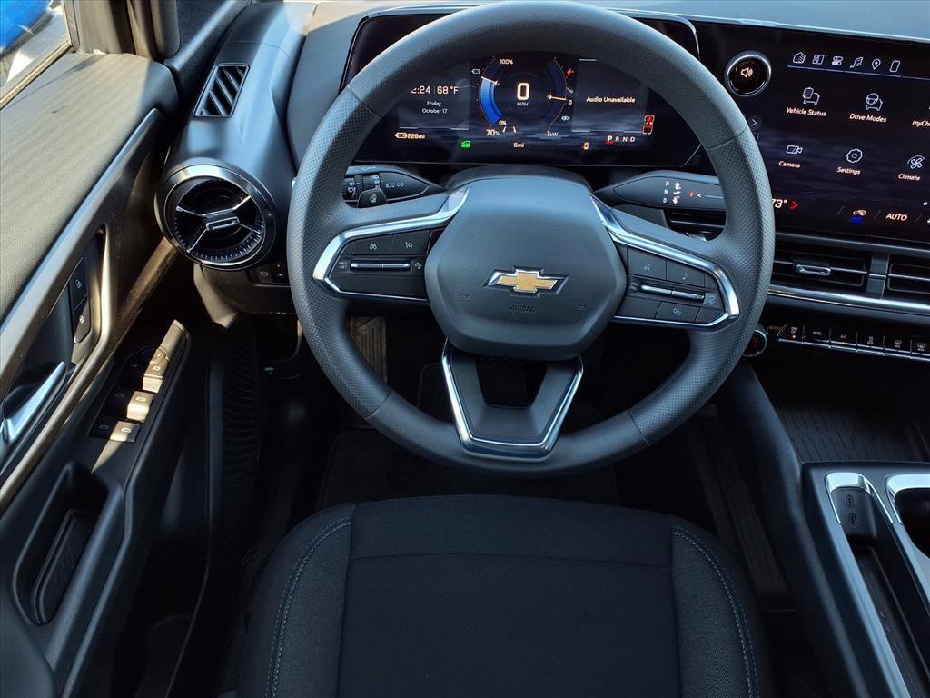 New 2026 Chevrolet Equinox EV LT image 6