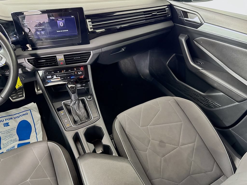 Used 2025 Volkswagen Jetta Sport FWD image 28