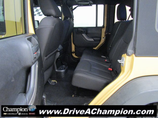 Used 2013 Jeep Wrangler Unlimited Sport image 13