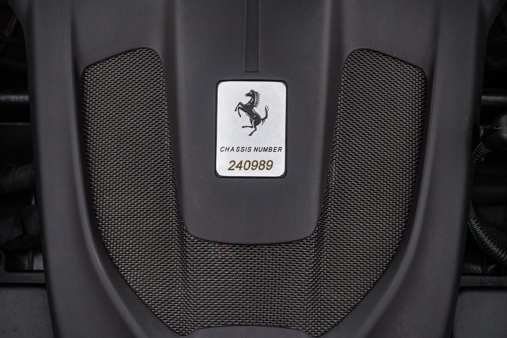 Used 2019 Ferrari Portofino RWD image 39