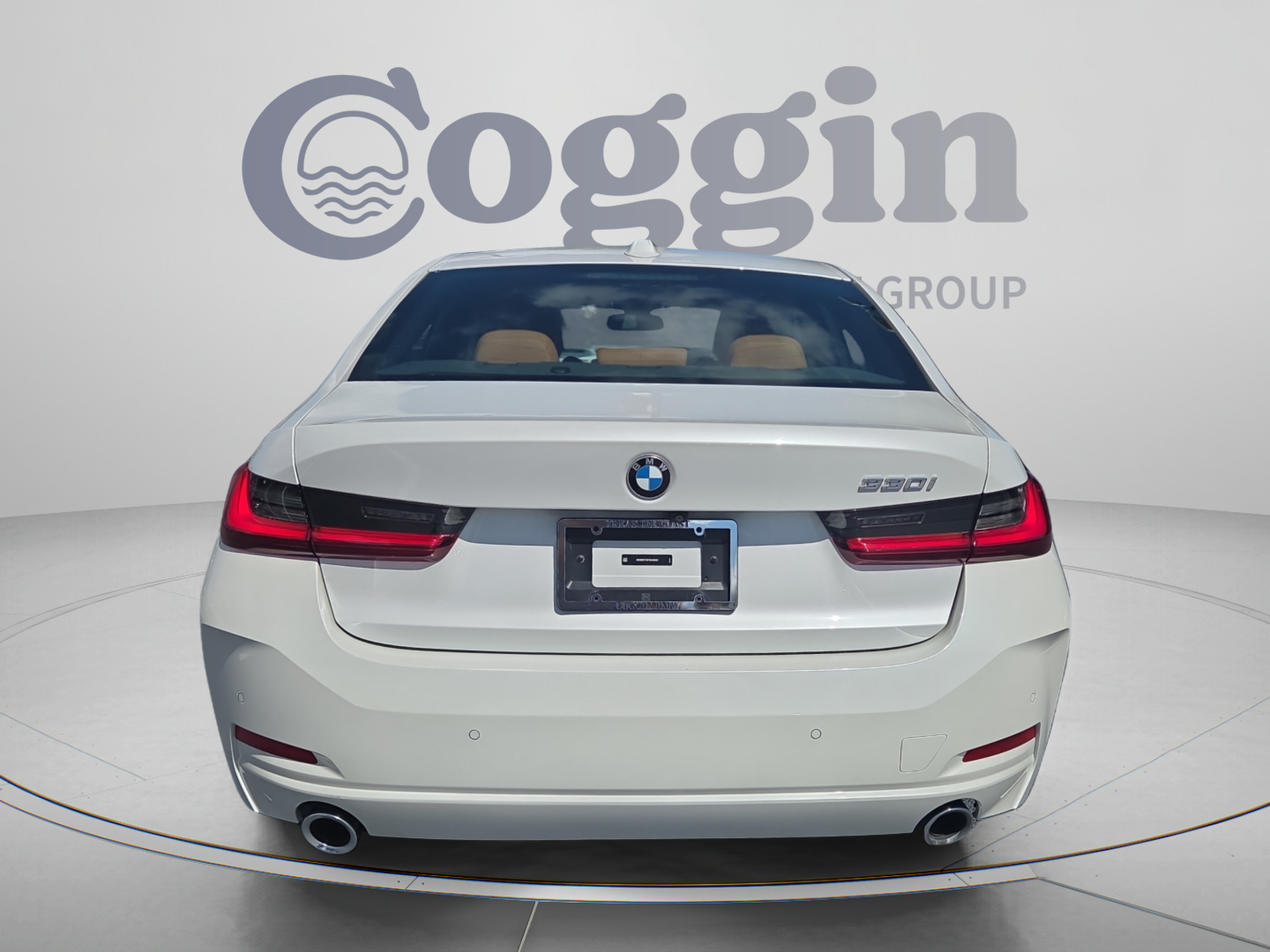 Used 2023 BMW 330i Sedan w/ Premium Package RWD image 4
