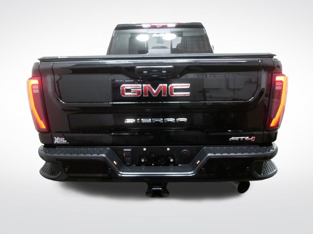 Used 2024 GMC Sierra 3500 AT4 w/ AT4 Premium Plus Package AWD/4WD image 5