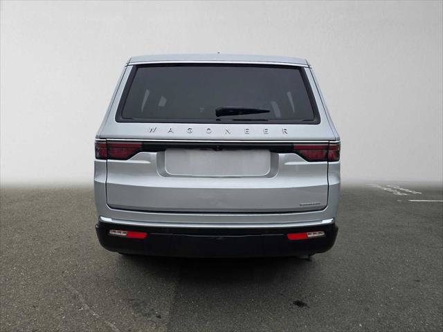 Used 2024 Jeep Wagoneer Series II AWD/4WD image 4
