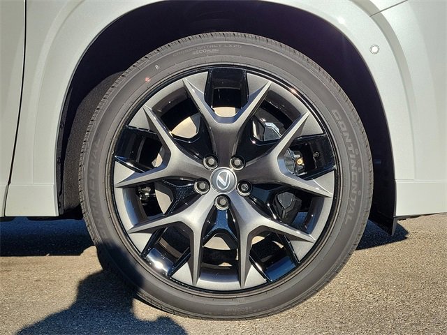 New 2026 Lexus TX 500h AWD image 5