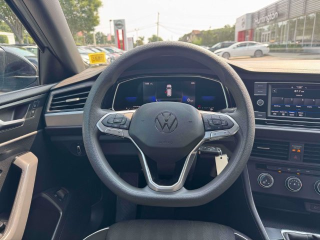 Certified 2022 Volkswagen Jetta Sport FWD image 20