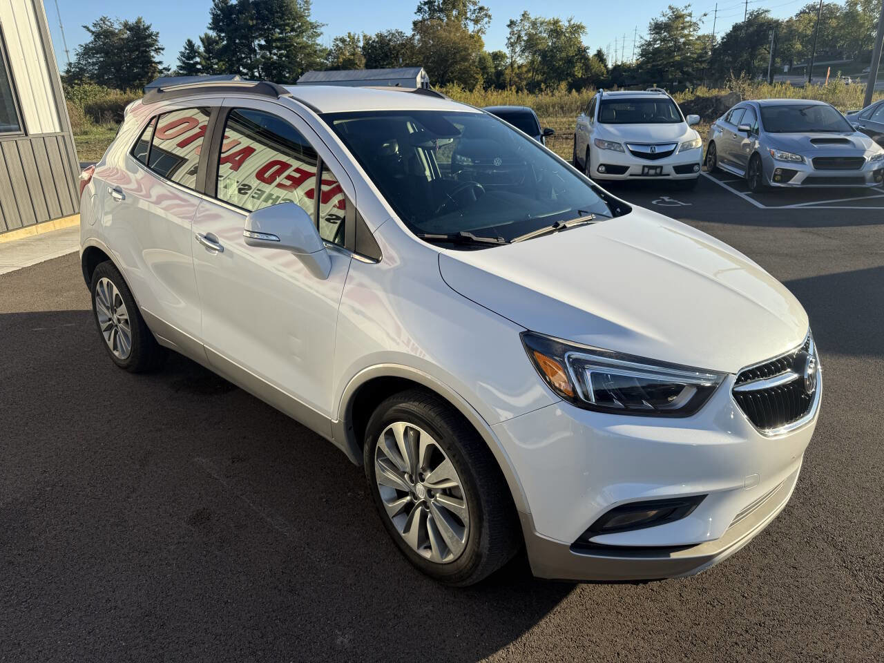 Used 2017 Buick Encore Essence FWD image 9