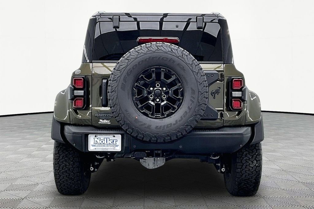 Certified 2025 Ford Bronco Raptor w/ Interior Carbon Fiber Pack AWD/4WD image 4