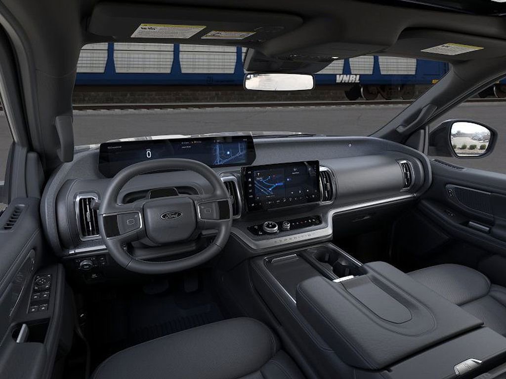 New 2026 Ford Expedition Platinum image 9