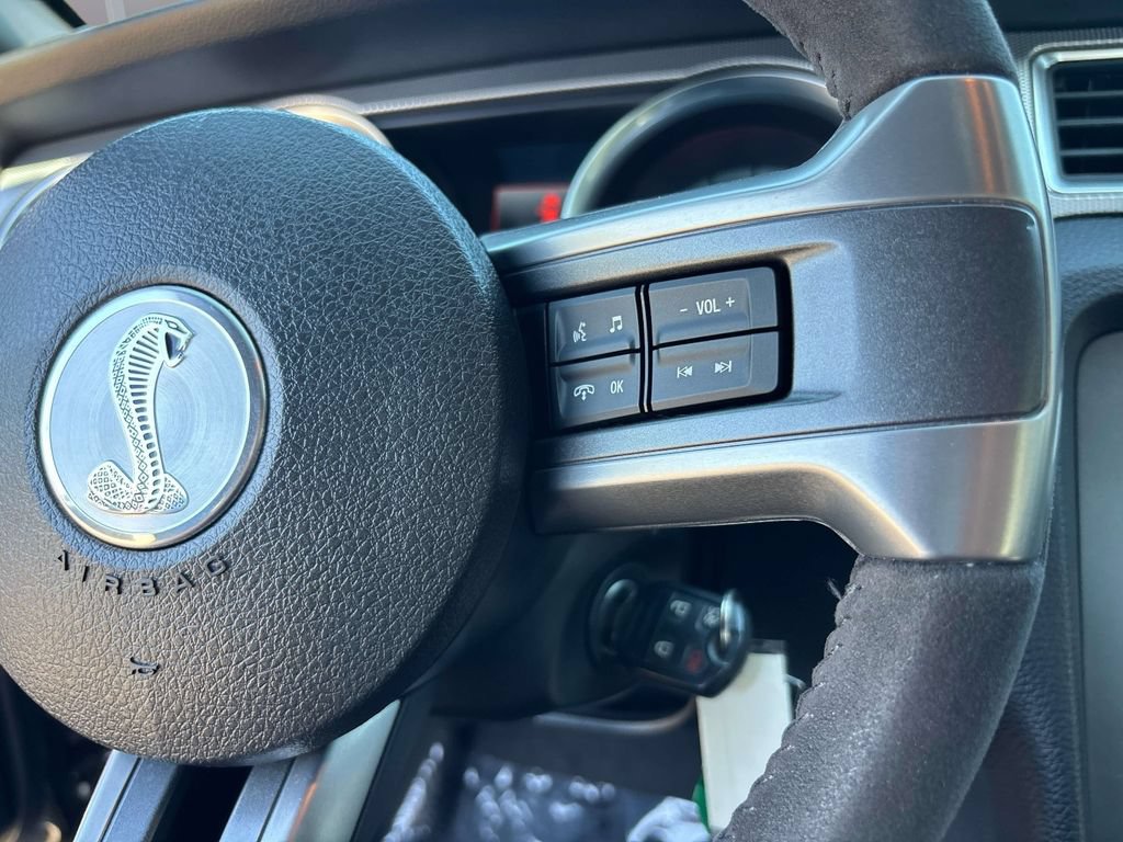 Used 2013 Ford Mustang Shelby GT500 RWD image 24
