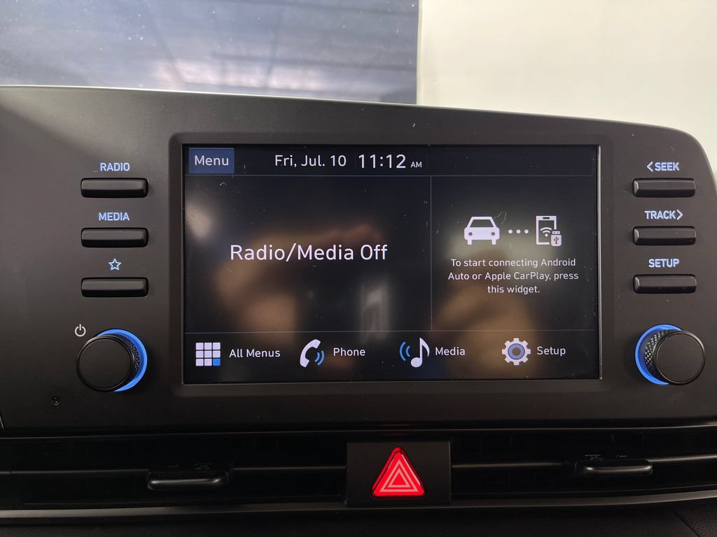 Certified 2025 Hyundai Elantra Sport FWD image 22