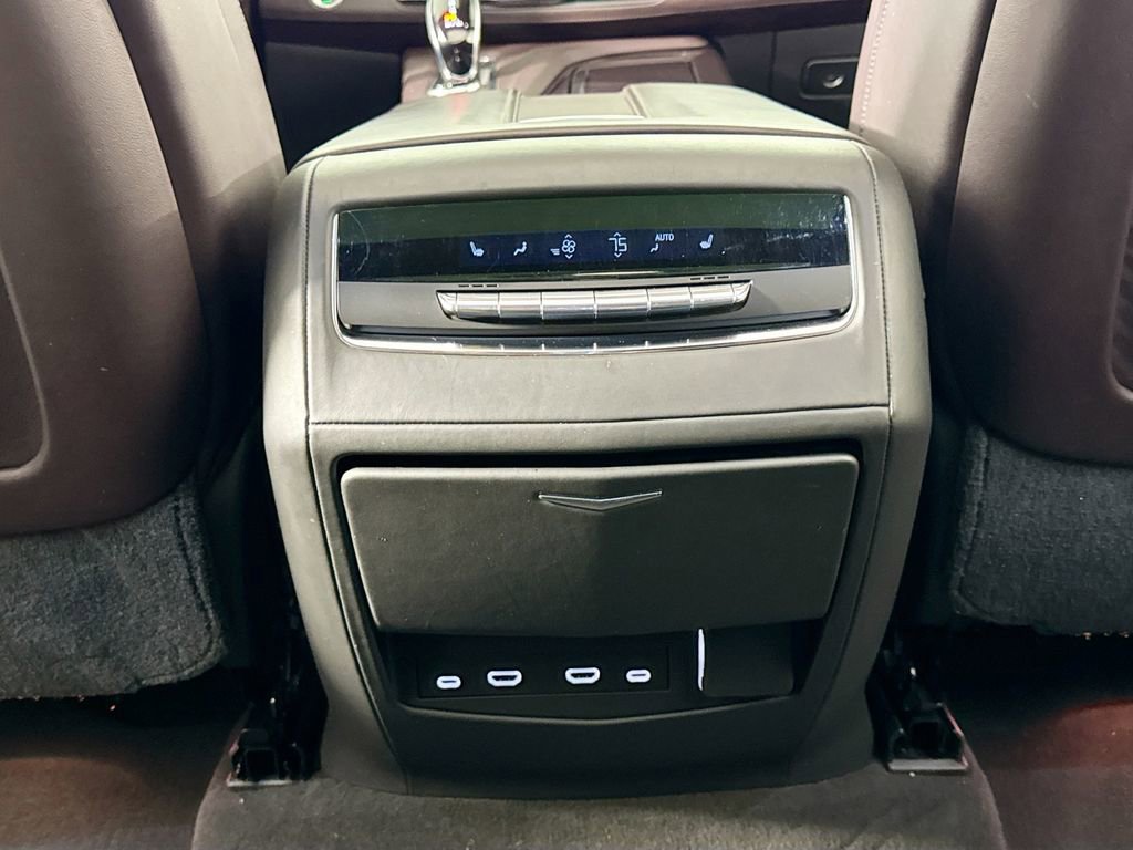 Used 2021 Cadillac Escalade Sport Platinum AWD/4WD image 33