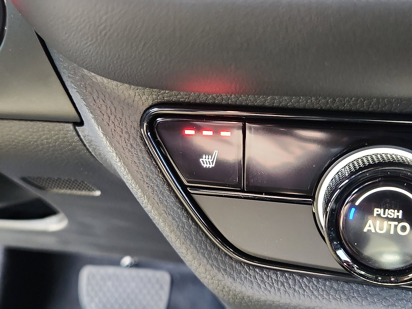 New 2026 Honda HR-V Sport image 13