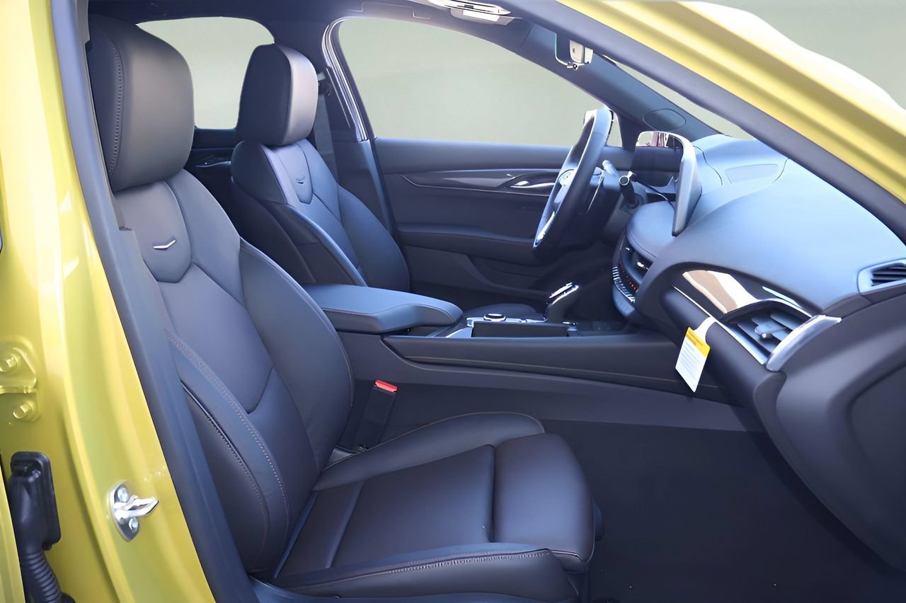 New 2026 Cadillac CT5 Sport w/ Technology Package RWD image 17