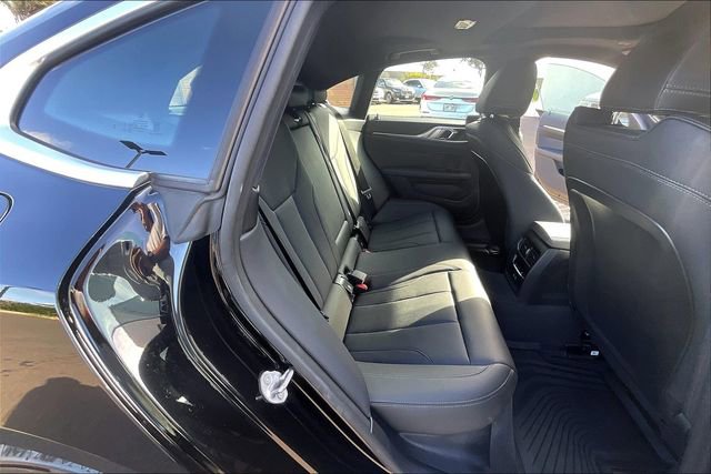 Used 2025 BMW i4 eDrive40 image 25