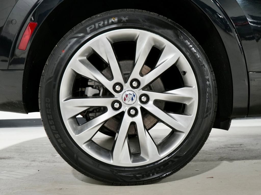 Used 2022 Buick Envision Avenir w/ Technology Package II image 35