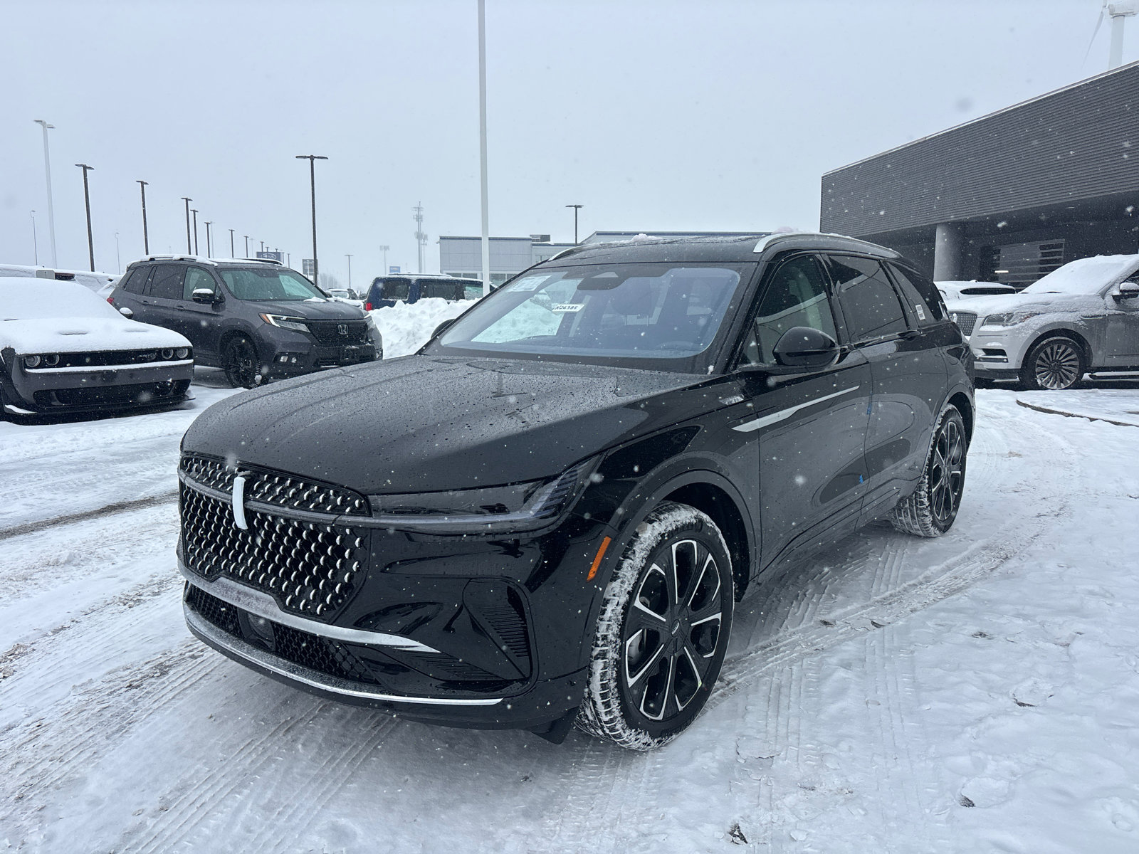 New 2026 Lincoln Nautilus Reserve AWD/4WD image 3