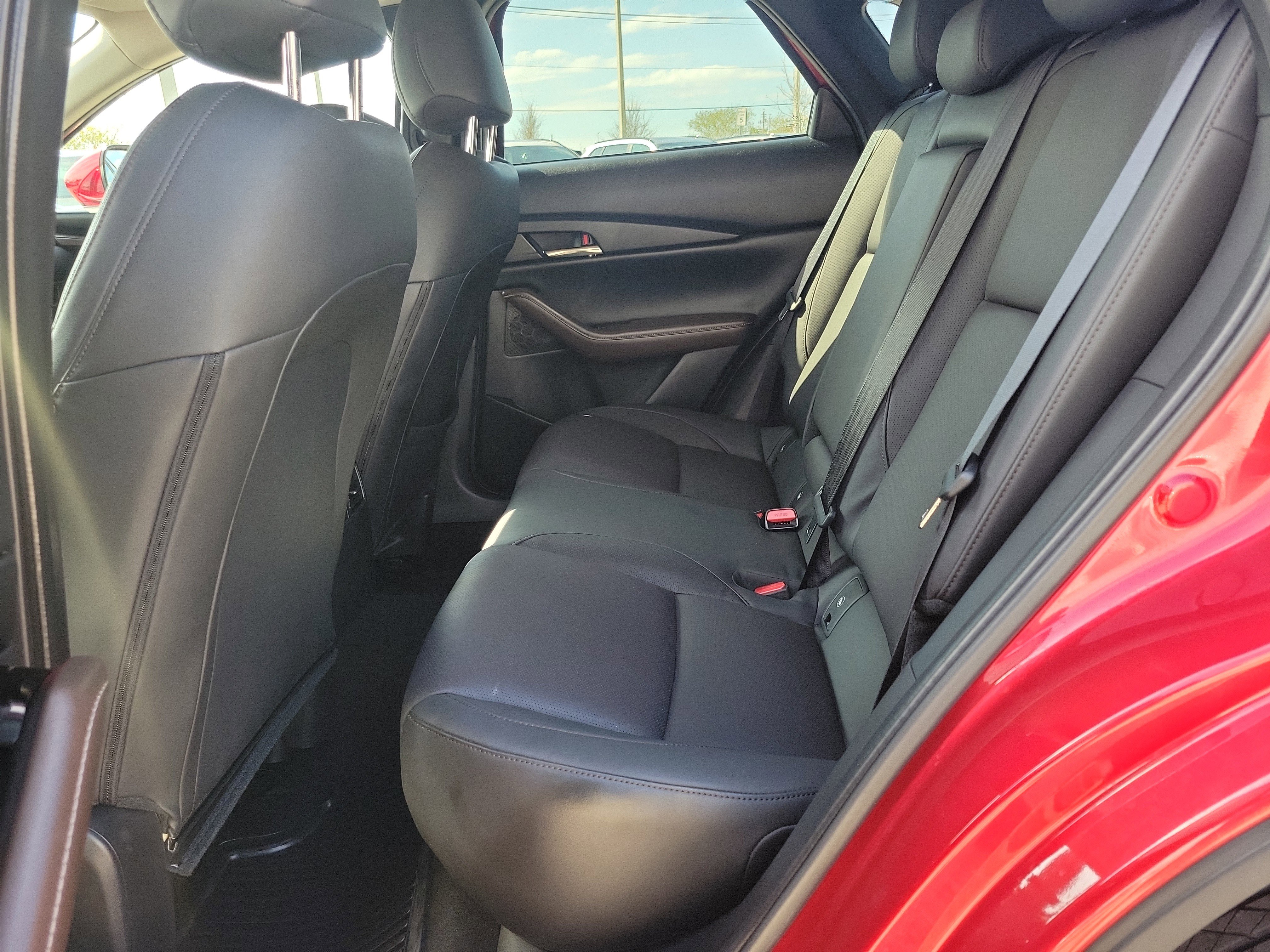 Used 2023 MAZDA CX-30 AWD 2.5 S w/ Premium Package image 13