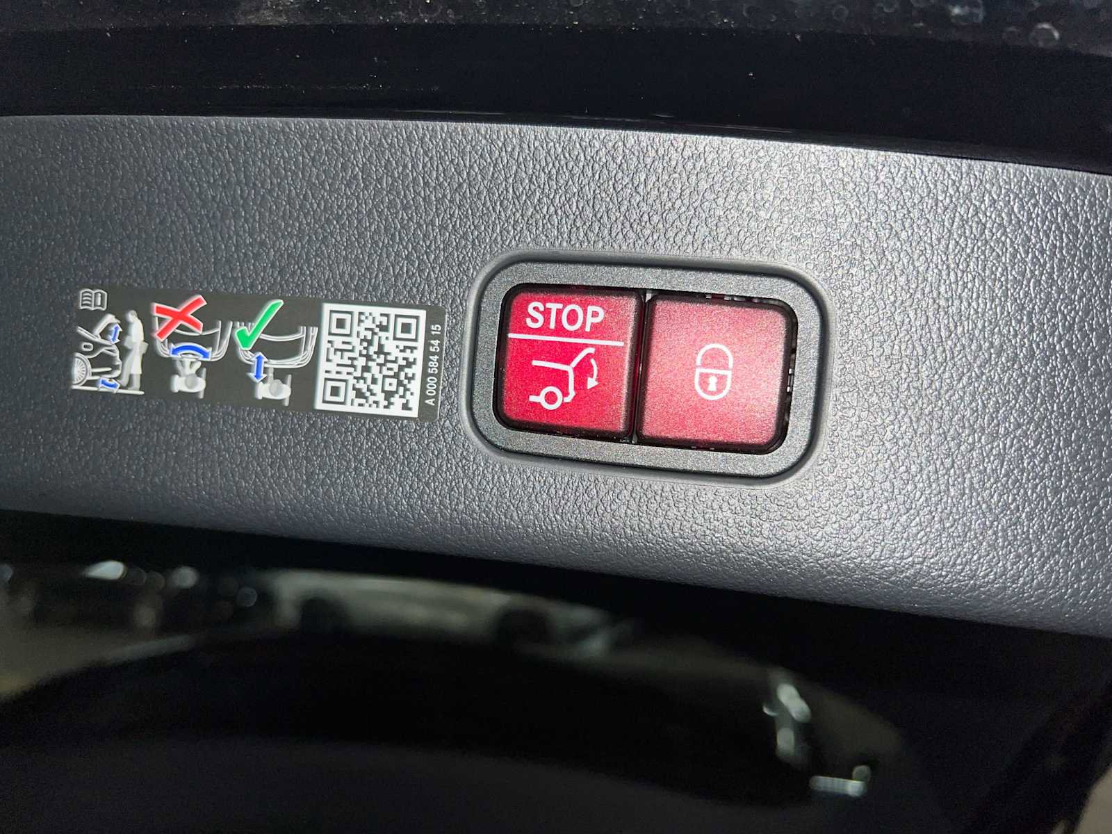 Used 2026 Mercedes-Benz GLC 300 4MATIC image 17