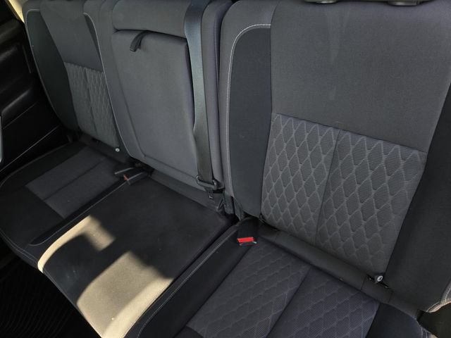 Used 2022 Nissan Titan SV w/ SV Convenience Package AWD/4WD image 12