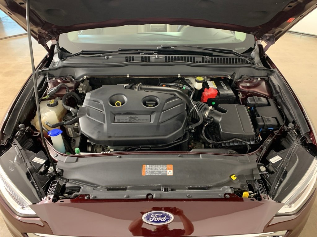 Used 2017 Ford Fusion SE w/ Fusion SE Technology Package image 40