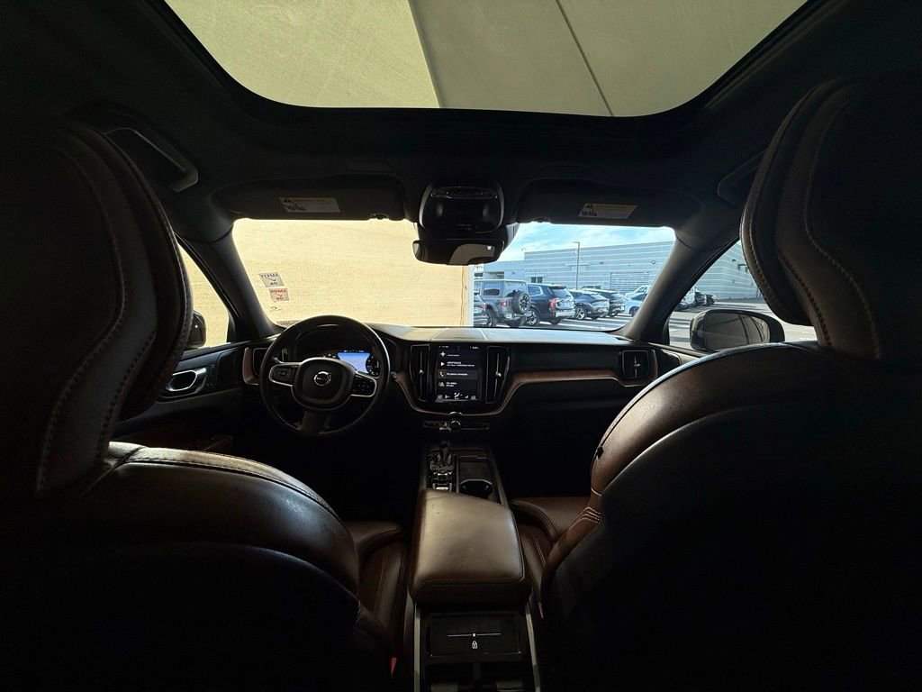 Used 2021 Volvo XC60 T5 Inscription w/ Advanced Package image 27