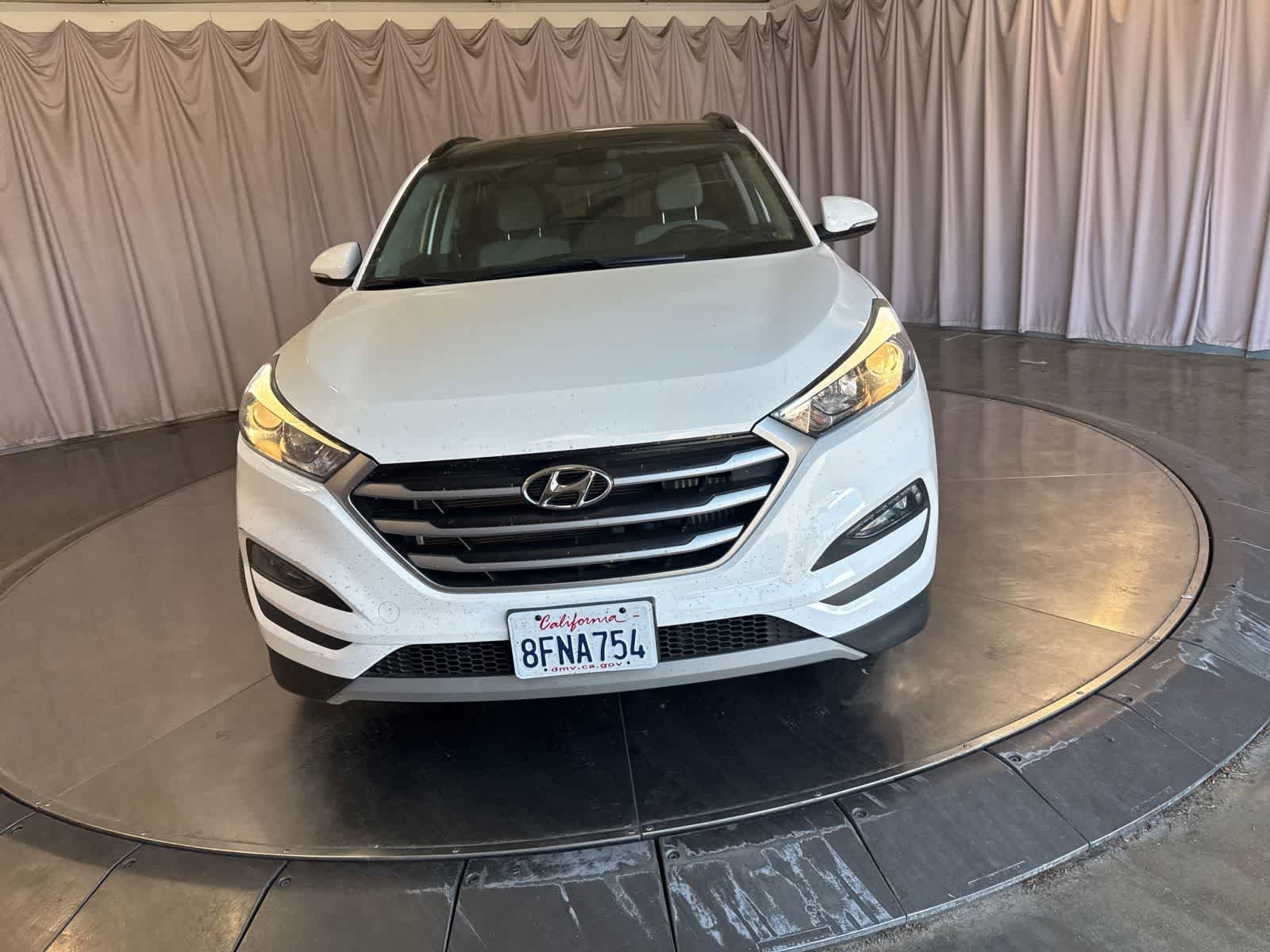 Used 2018 Hyundai Tucson Value FWD video 2