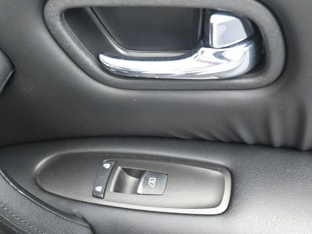 Used 2023 Nissan Armada SL w/ Midnight Edition Package image 19