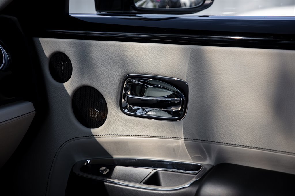 Used 2014 Rolls-Royce Ghost image 29