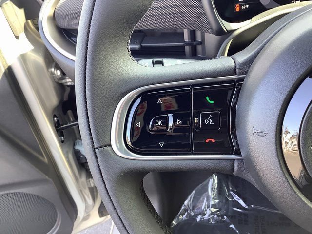 New 2025 FIAT 500 e image 12