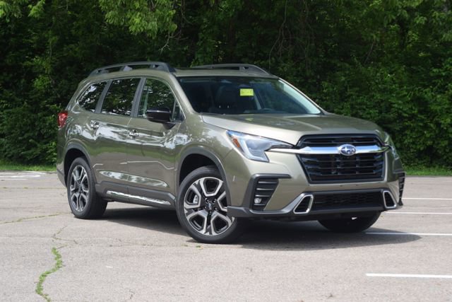Used 2024 Subaru Ascent Touring AWD/4WD image 1