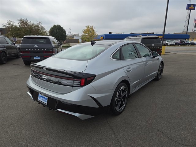 Certified 2024 Hyundai Sonata SEL w/ Convenience Package image 6