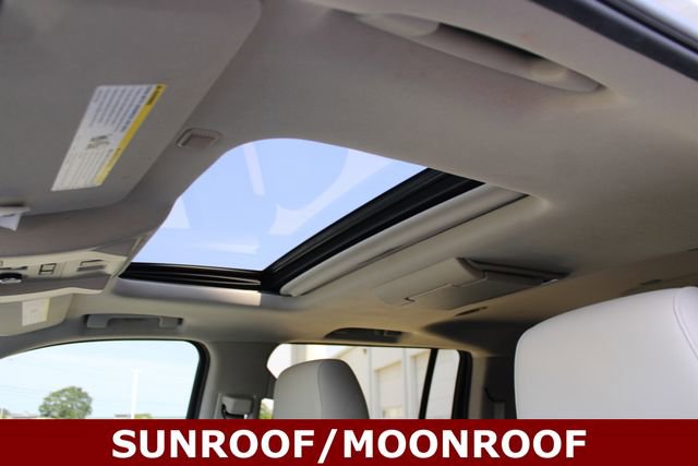 Used 2015 Cadillac Escalade ESV Premium AWD/4WD image 7