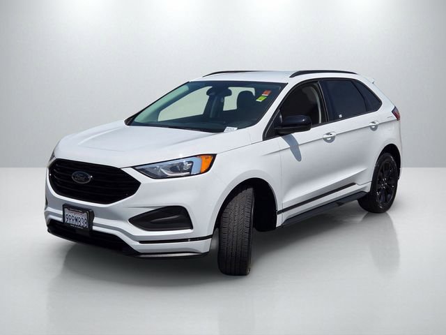 Used 2024 Ford Edge SE w/ Black Appearance Package image 9