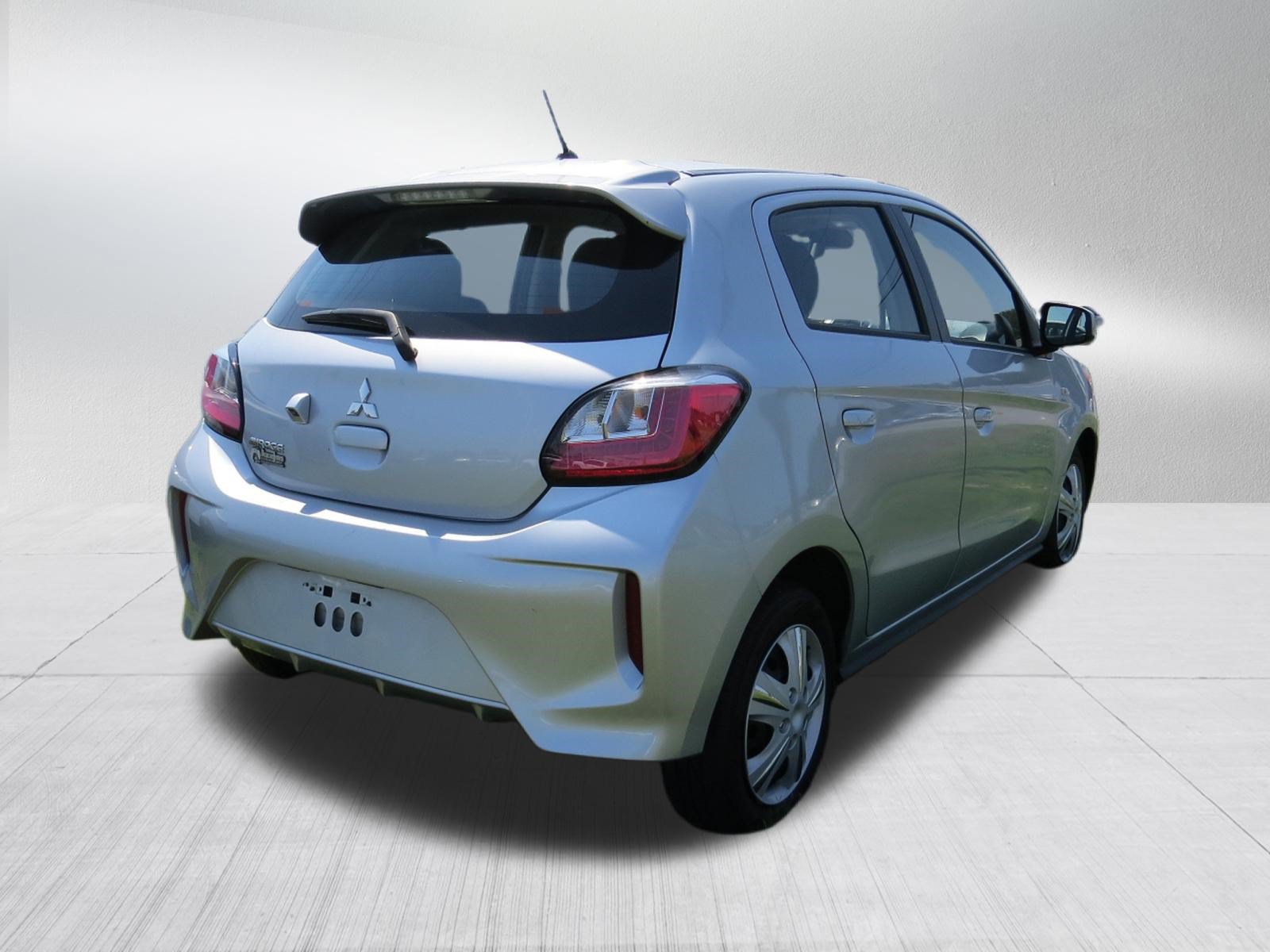 Used 2024 Mitsubishi Mirage ES FWD image 3