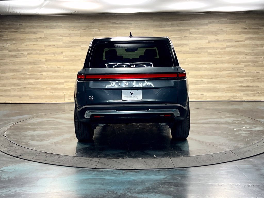 Used 2025 Rivian R1S Adventure Dual AWD/4WD image 21