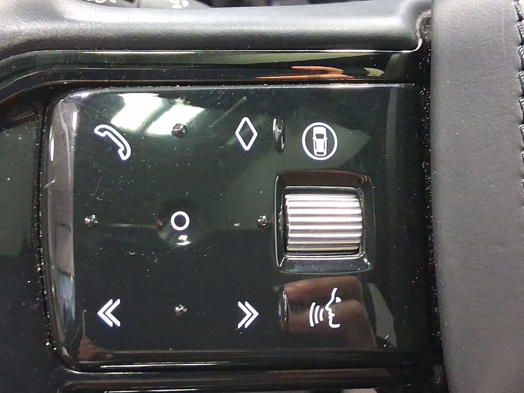Used 2025 Land Rover Range Rover Velar Dynamic SE AWD/4WD image 31