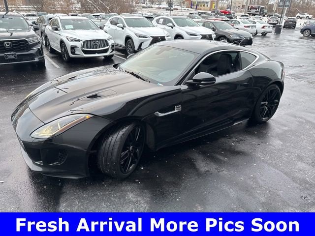 Used 2016 Jaguar F-TYPE R image 2
