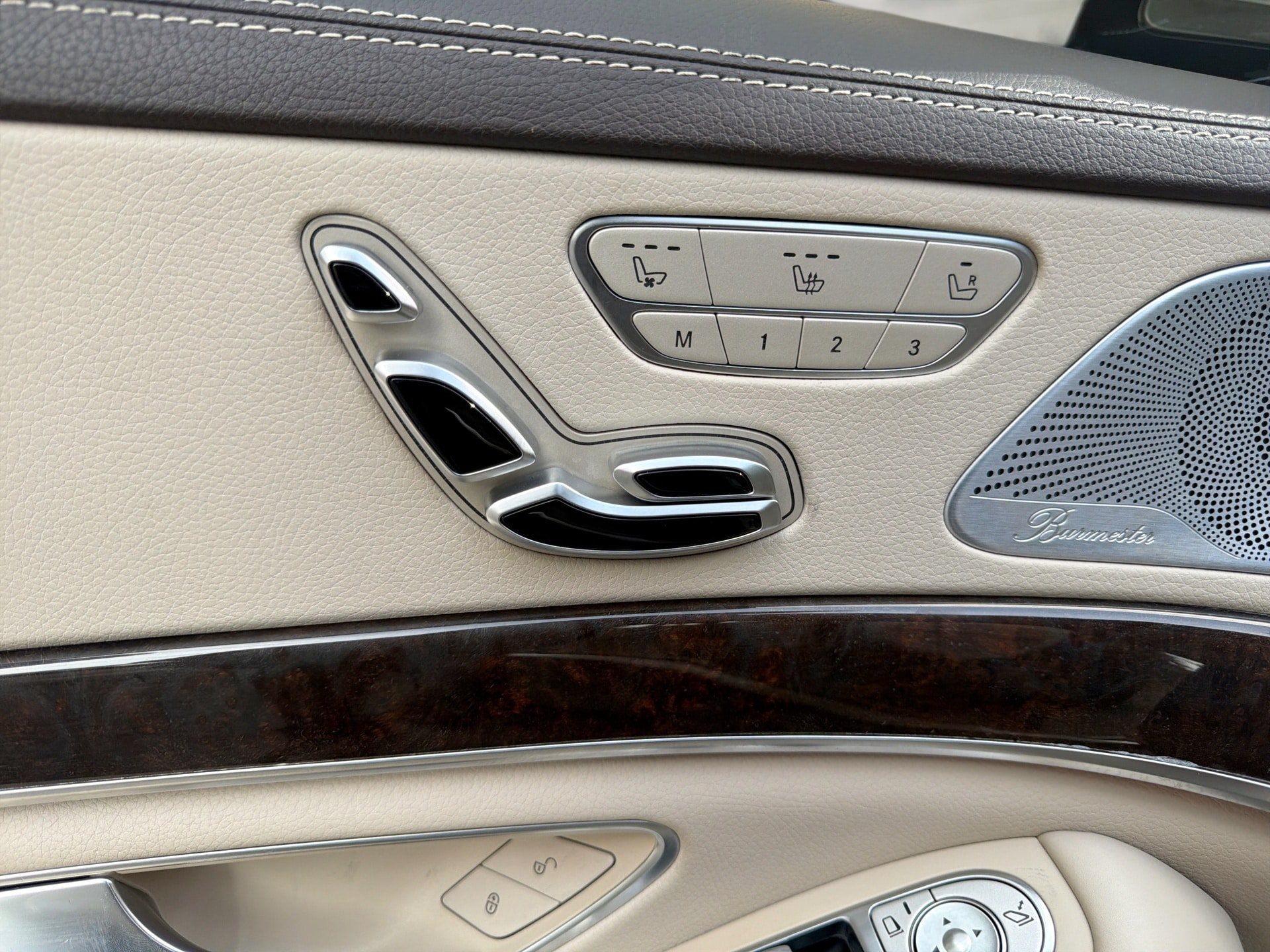 Used 2019 Mercedes-Benz S 560 Sedan image 14