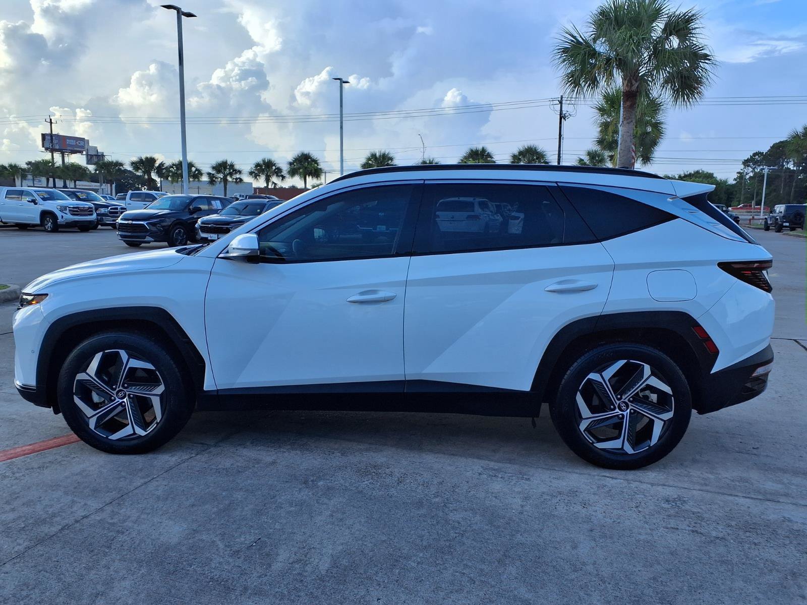 Used 2024 Hyundai Tucson Limited FWD image 9