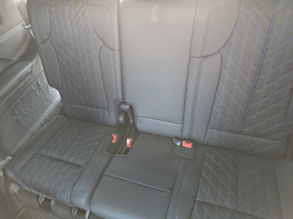 New 2026 Cadillac Escalade IQ Sport 1 w/ LPO, Floor Liner Package AWD/4WD image 18
