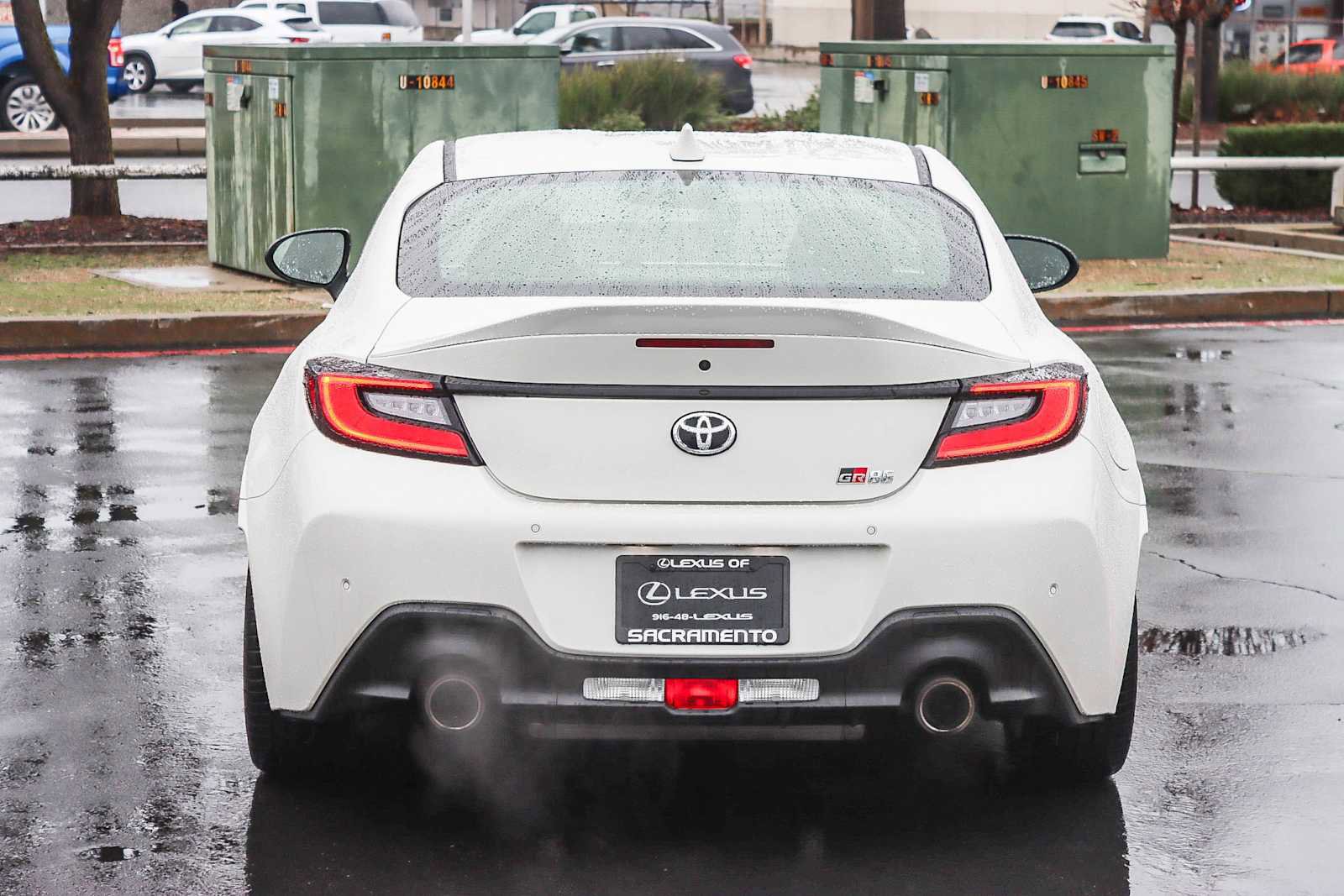 Used 2024 Toyota GR86 Premium image 3