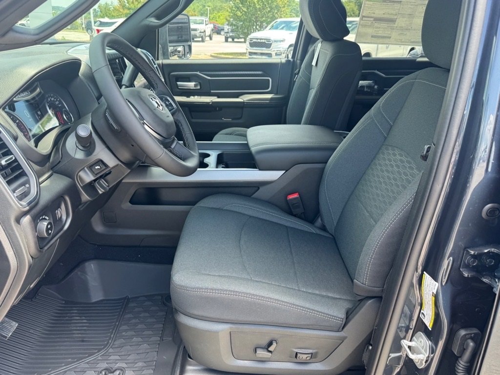 New 2025 RAM 2500 Big Horn image 7
