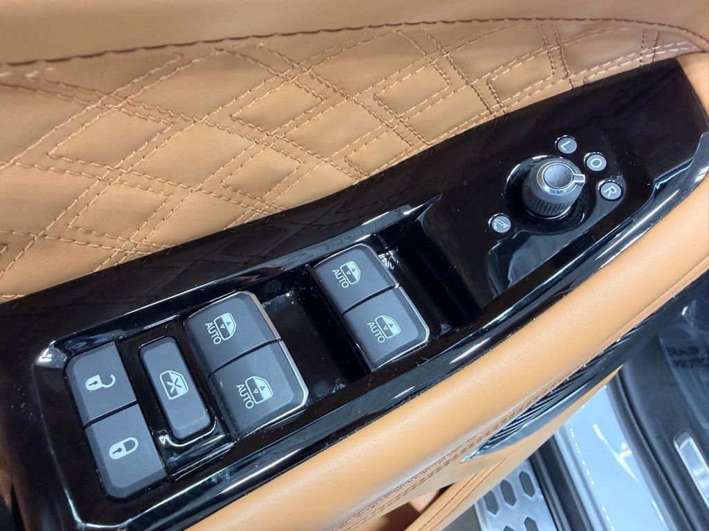Used 2024 Jeep Grand Cherokee L Summit AWD/4WD image 26