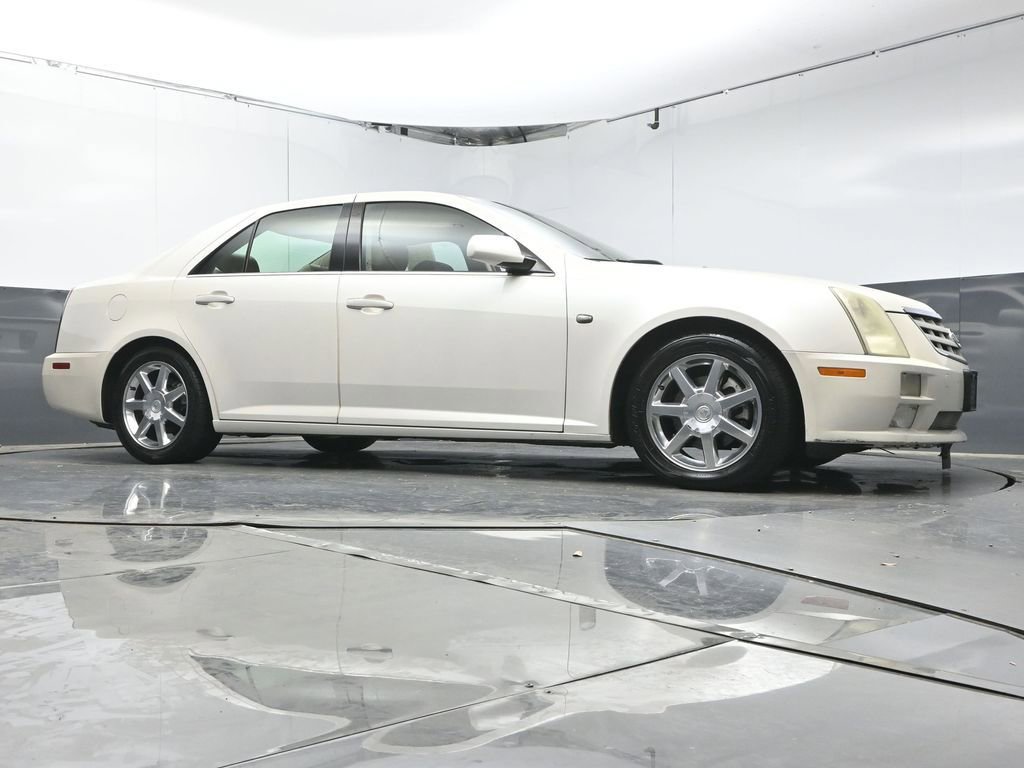 Used 2005 Cadillac STS w/ Preferred Equipment Group image 30